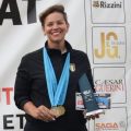 La federcacciatrice Rachele Amighetti sul trono d’Europa nella fossa universale